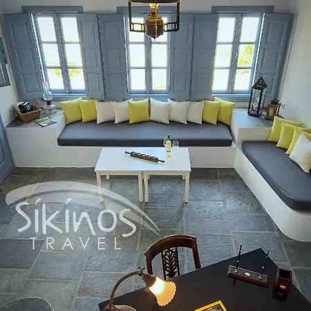 Traditional Maisonette With Picturesque Chora View Holiday home Folegandros Town